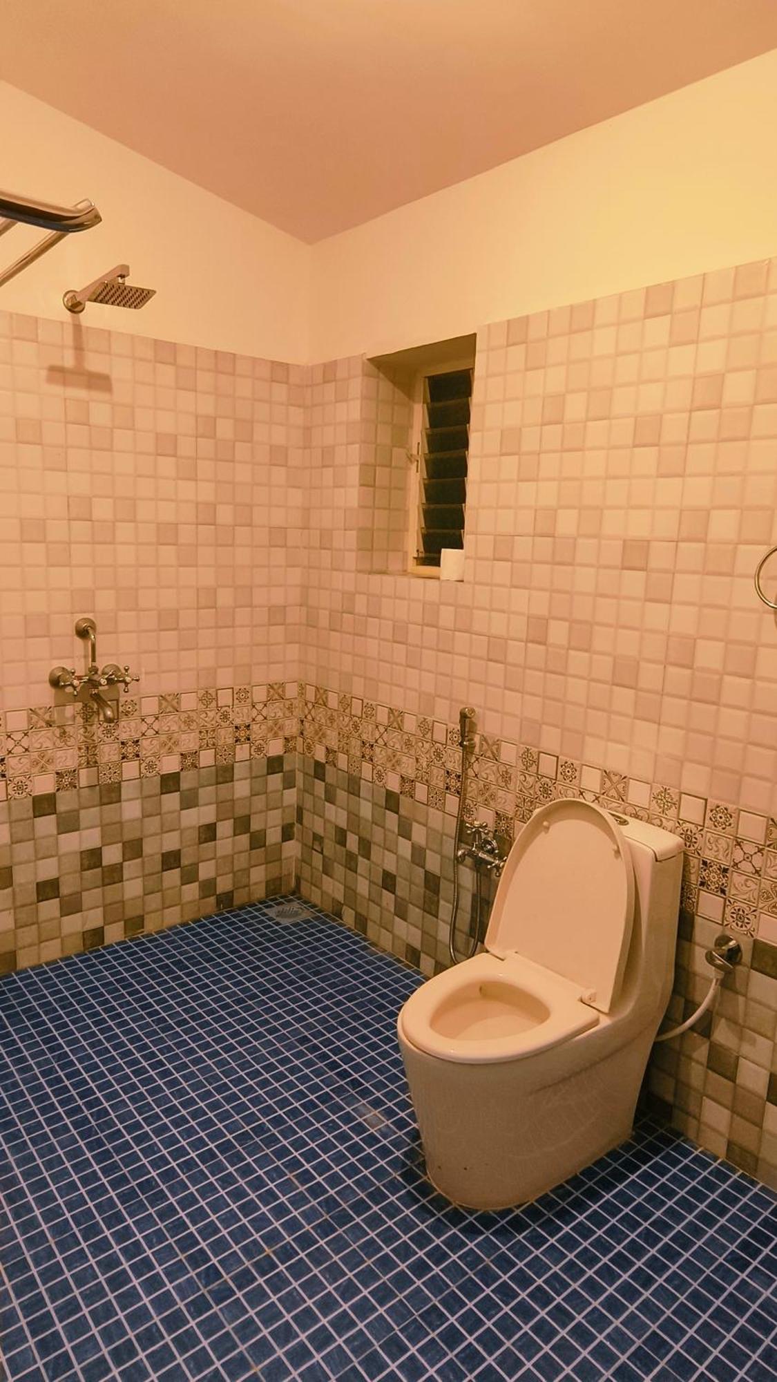 Mitra Hostel วากาตอร์ ภายนอก รูปภาพ